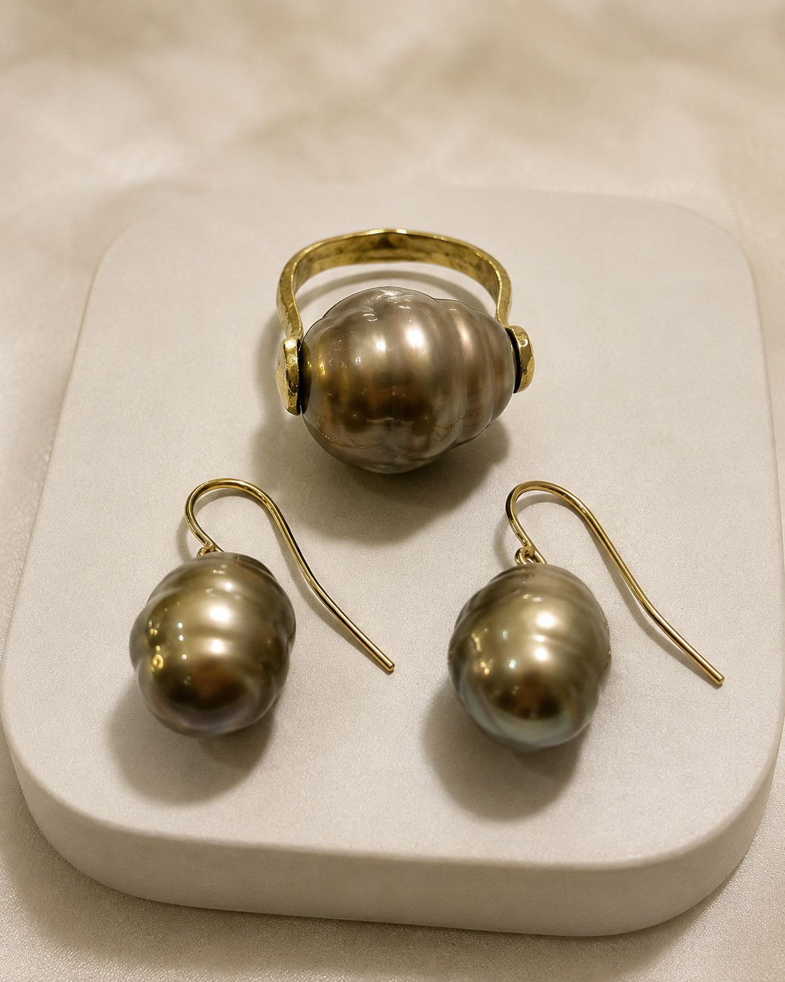 Bronze Pearl Statement Set