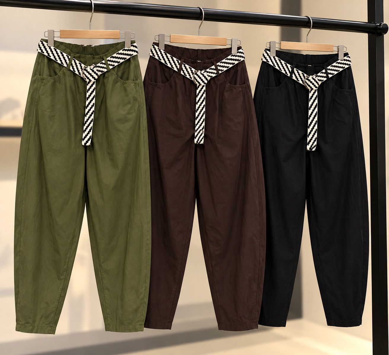 Stretch Belted Barrel Pants