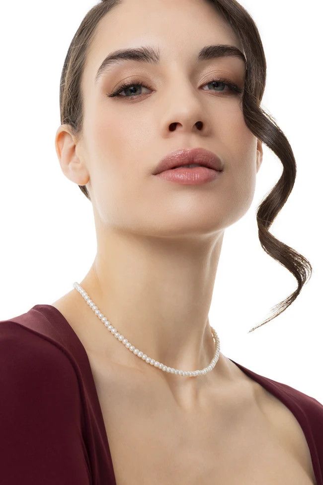 per1002COLLANA CON PERLE PICCOLE