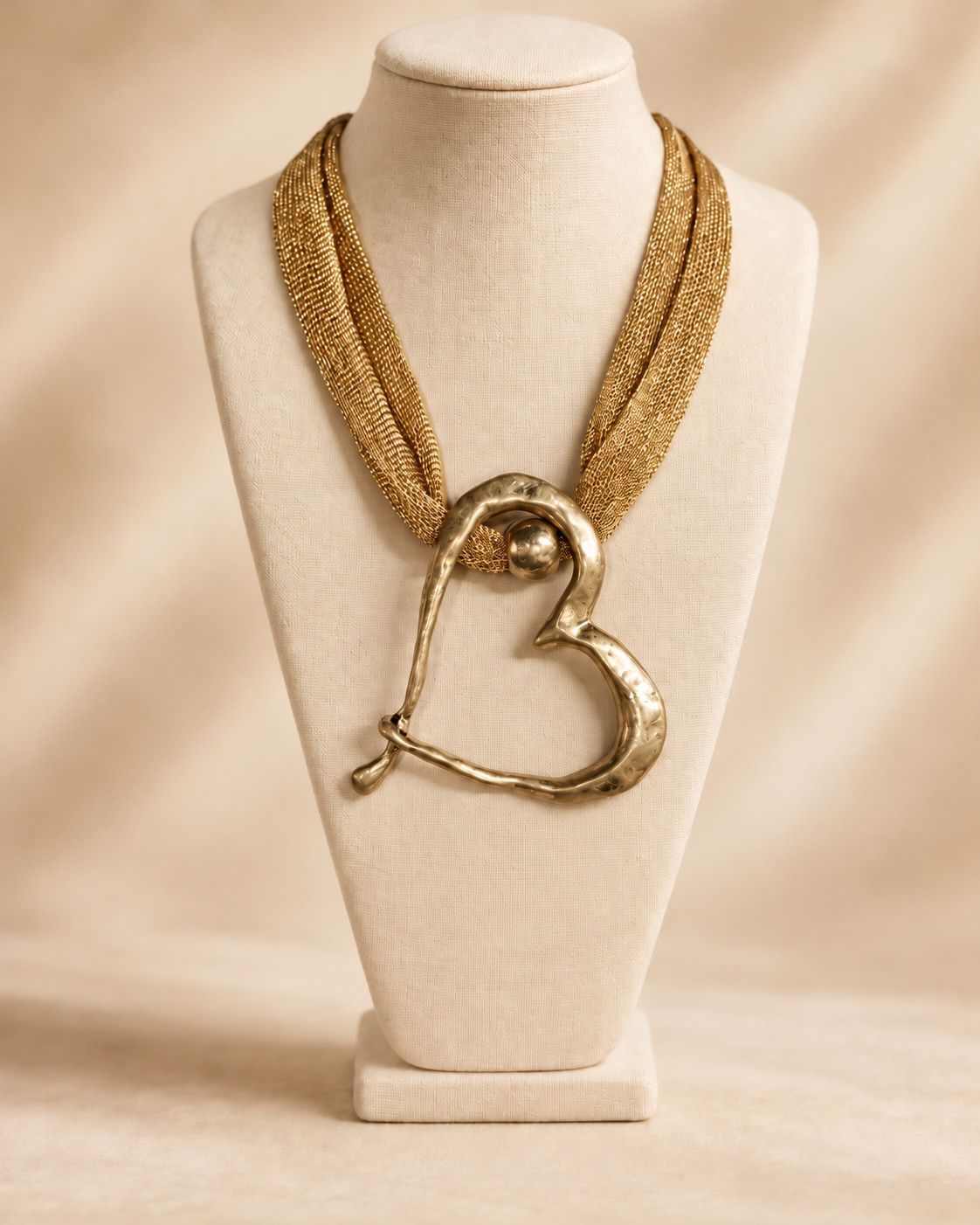Big Heart mesh necklace