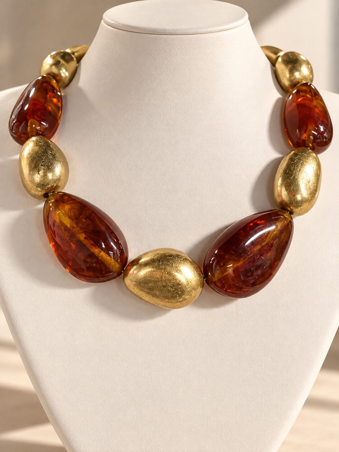 Amber pebble necklace