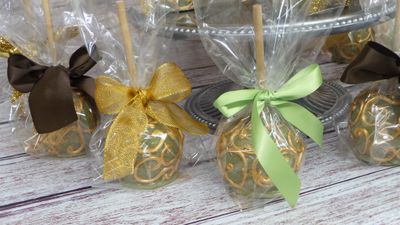 Caramel and Candy Apples