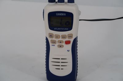U18020 Used Uniden Atlantis 250 Portable Marine VHF Transceiver