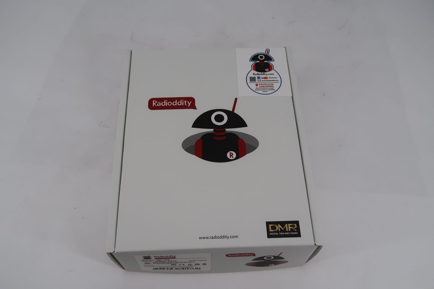 U18135 Never Used Radioddity GD-73A DMR/Analog Two-Way UHF Handheld Transceiver