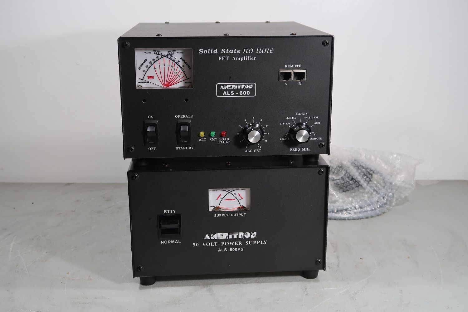 U18153 Used Ameritron ALS-600 Amplifier and ALS-600 PS Power Supply / ARI-500 Interface