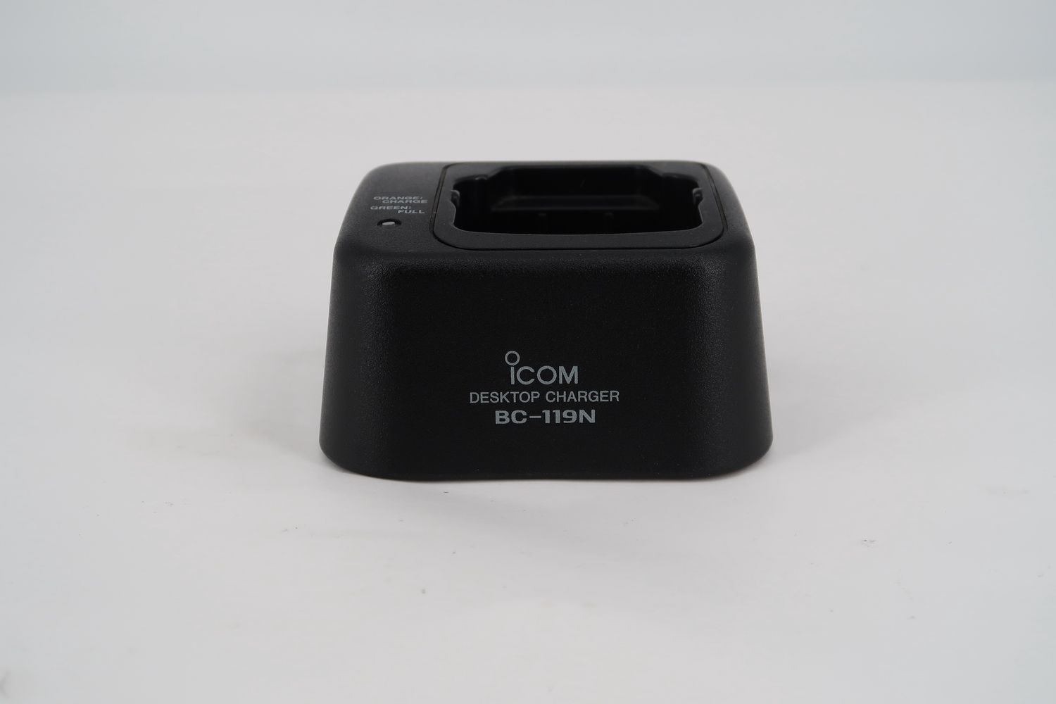 U18158 Used ICOM BC-119N Handheld Transceiver Desktop Charger