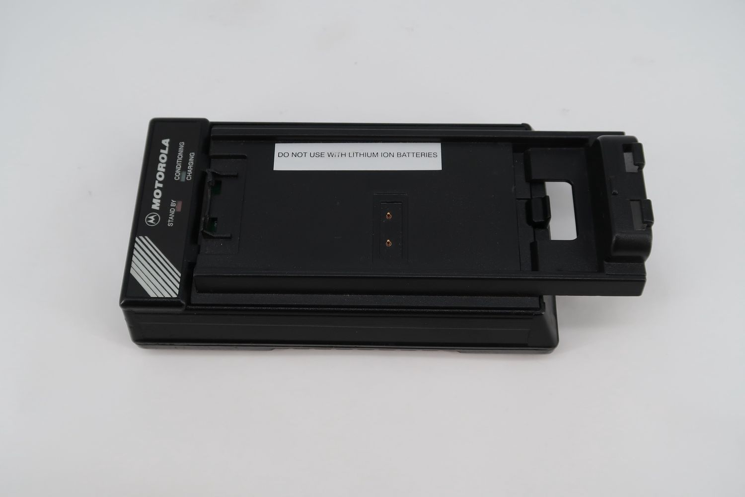 U18162 Used Motorola WPLN4086CR NiCd/NiMH Conditioning Charger