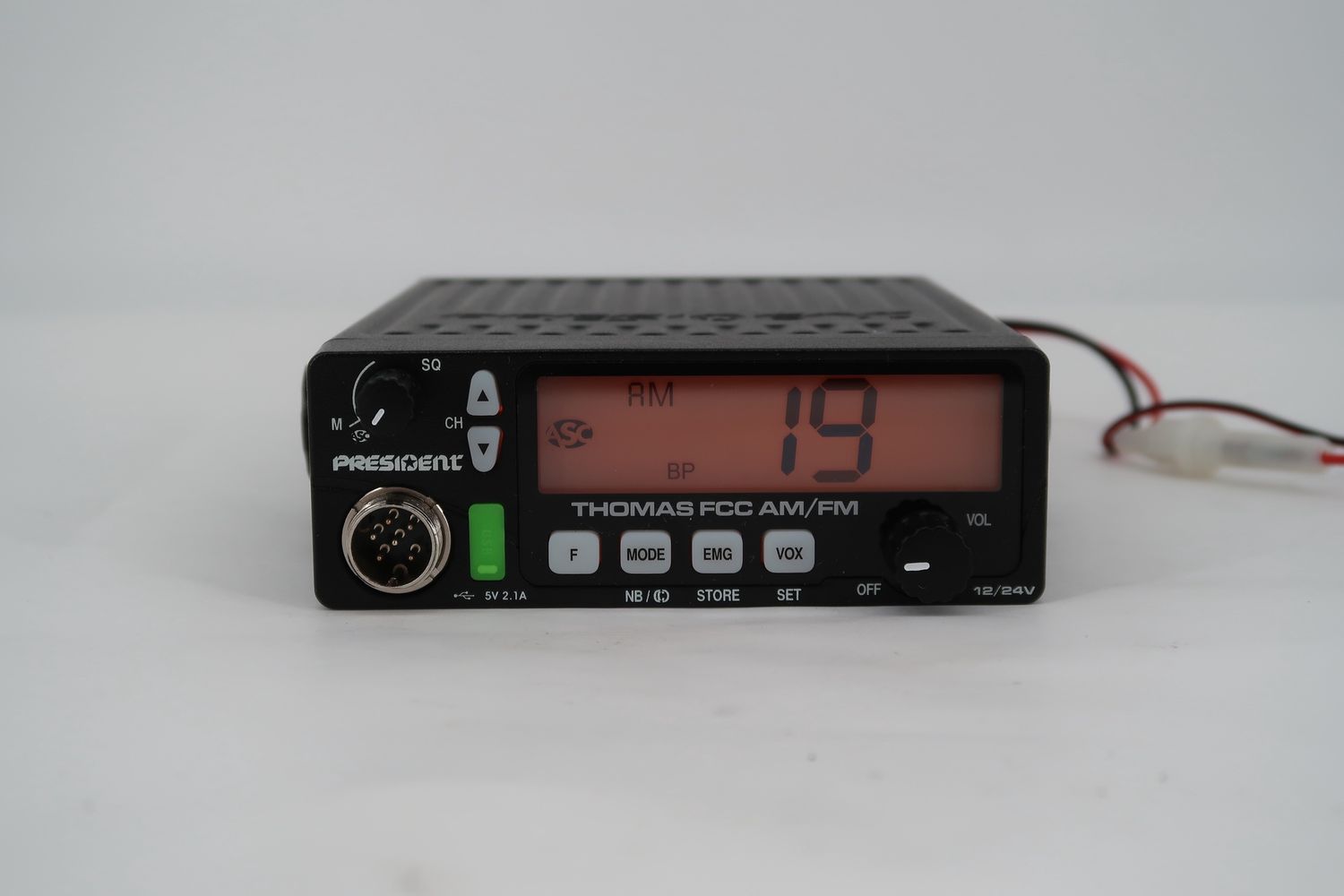 U18187 Used President Thomas FCC AM/FM Civilian Band Radio