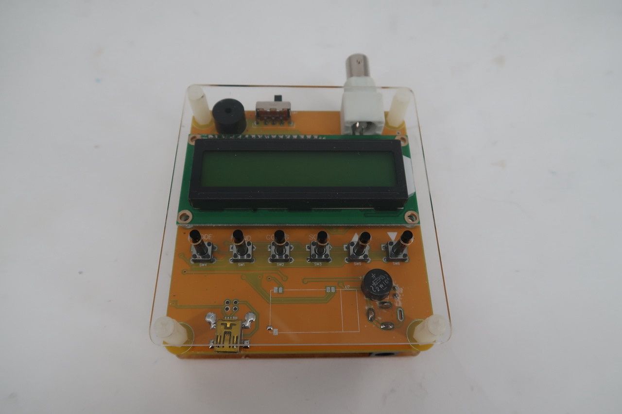 U17213 Used Unbranded MR100 1-60MHz Antenna Analyzer