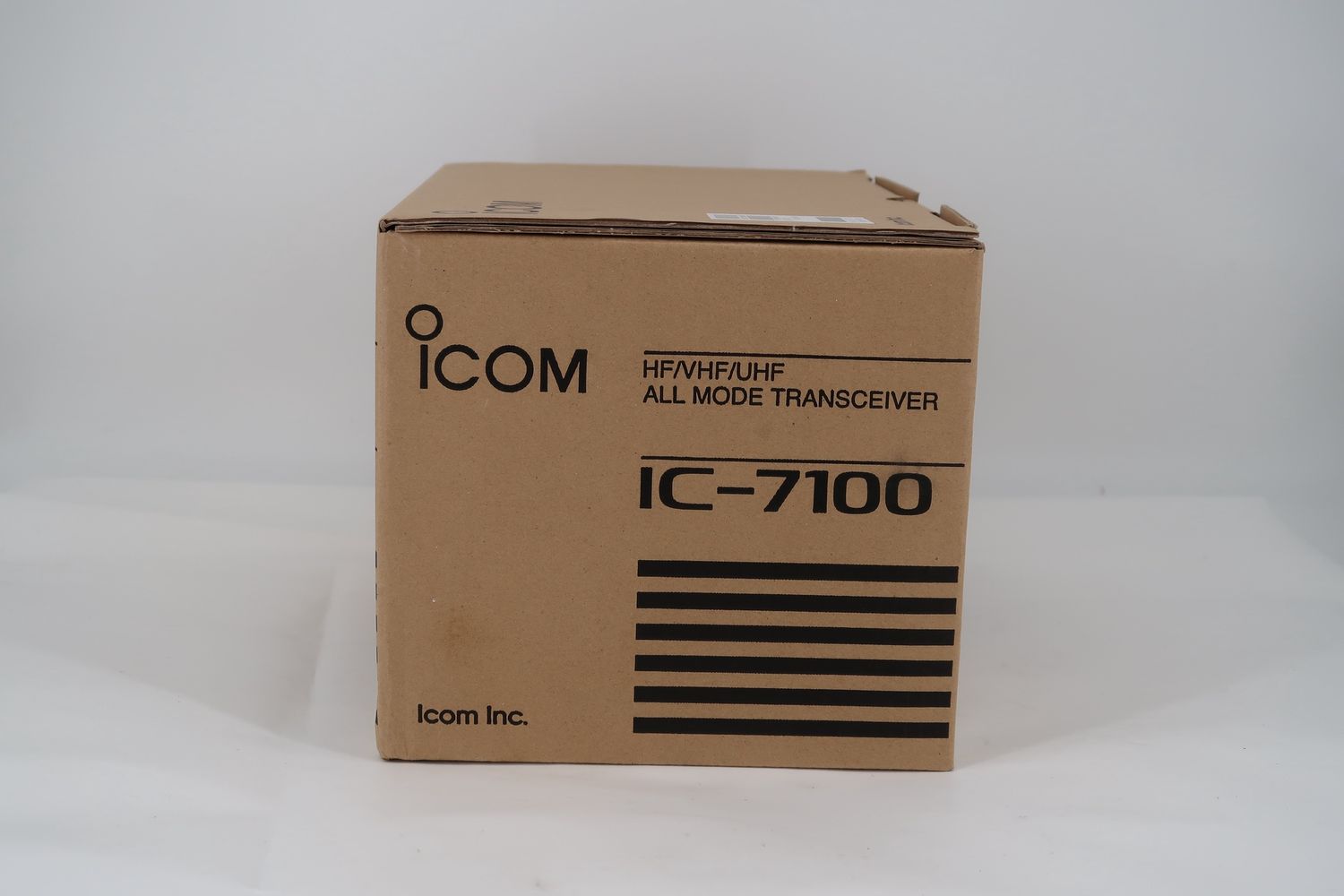 U18200 Used ICOM IC-7100 HF/VHF/UHF Transceiver
