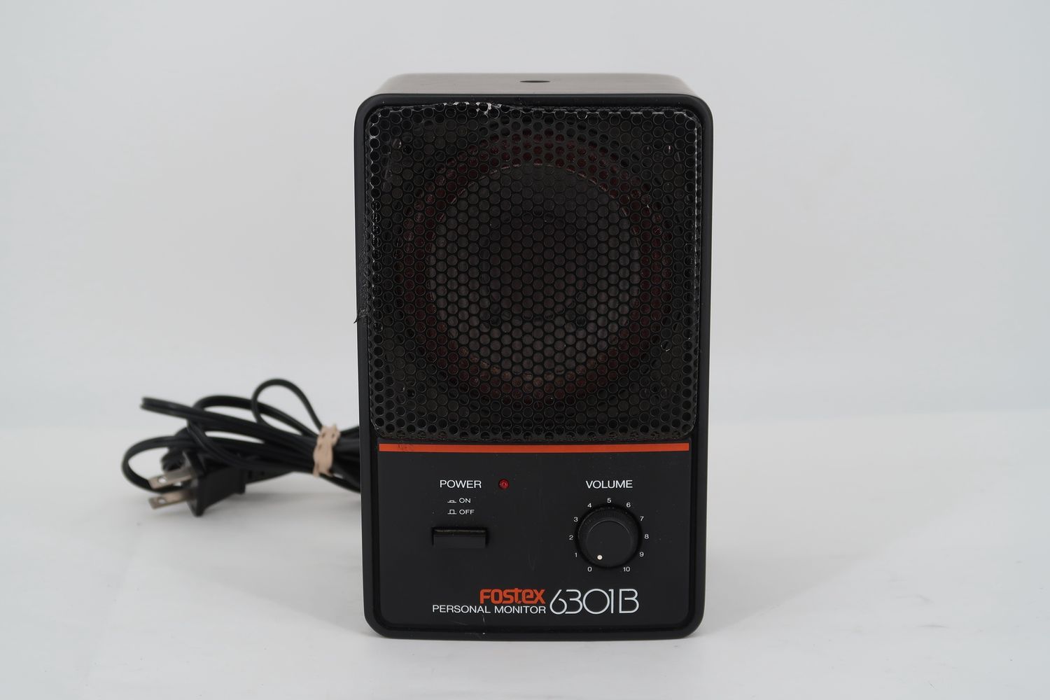 U18288 Used Fostex Model 6301B2 Personal Monitor Active Speaker