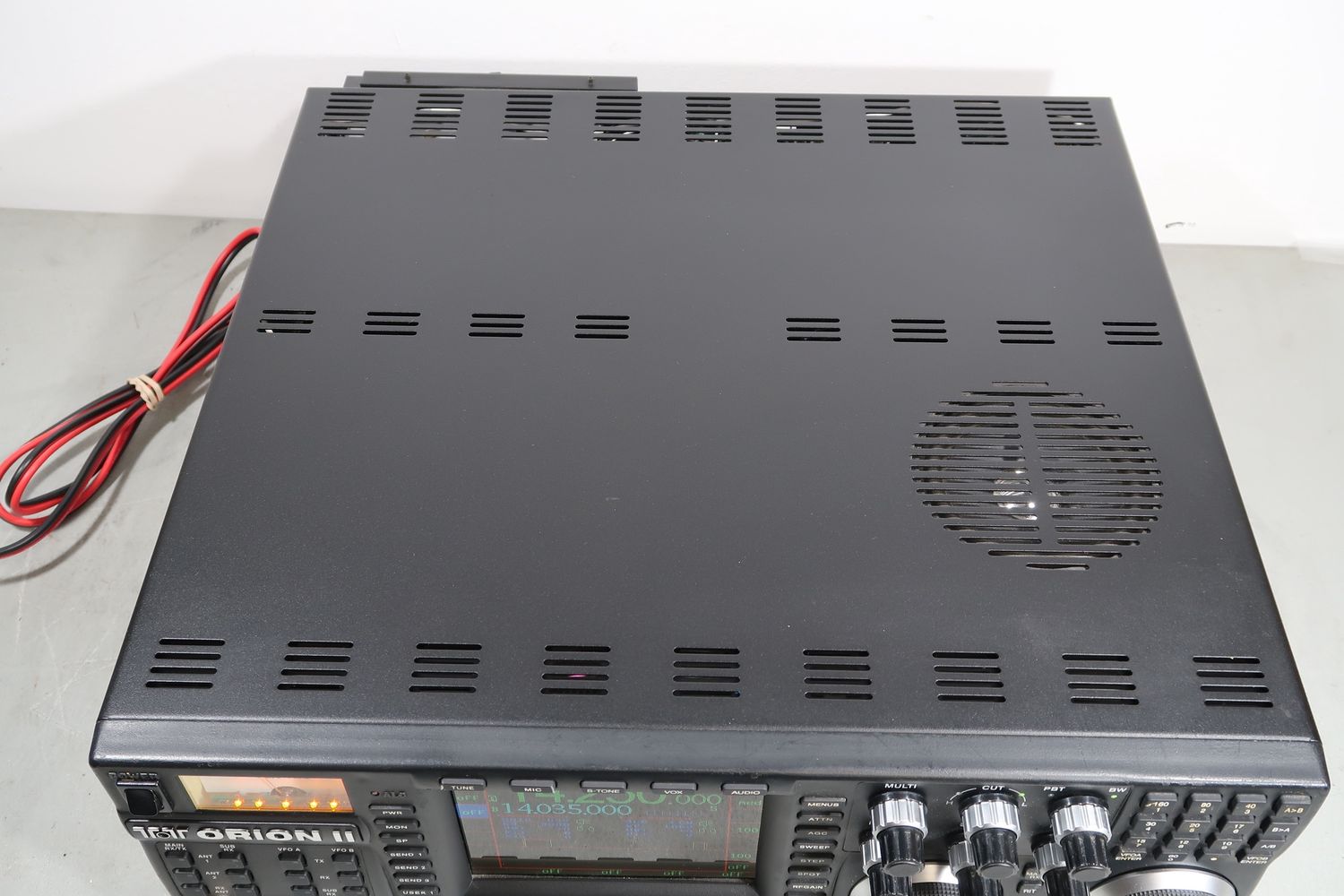 U18293 Used Ten-Tec Model 566 AT Orion II HF Transceiver Fan Issue