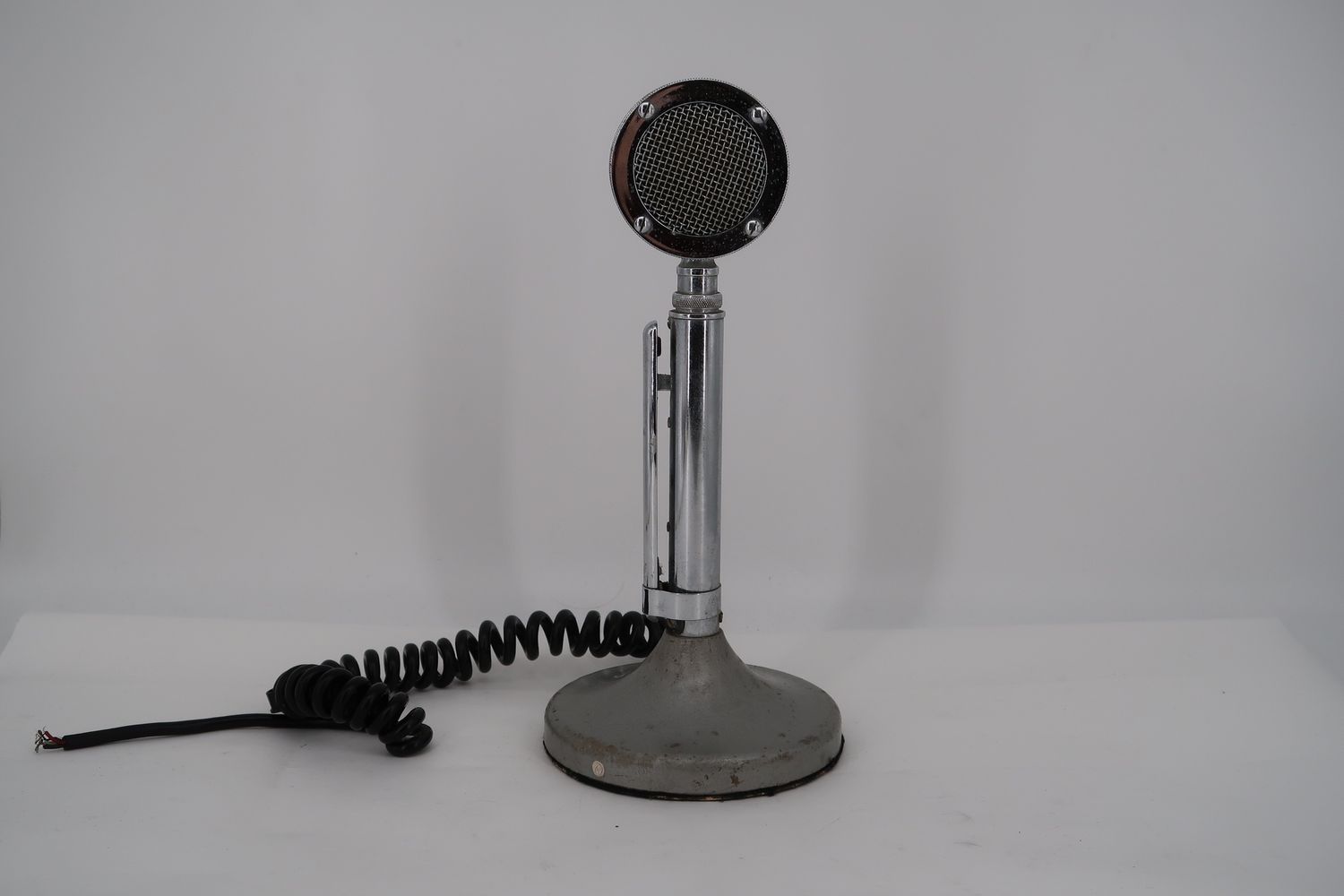 U18299 AS IS Untested Astatic D-104 Vintage Desk Microphone