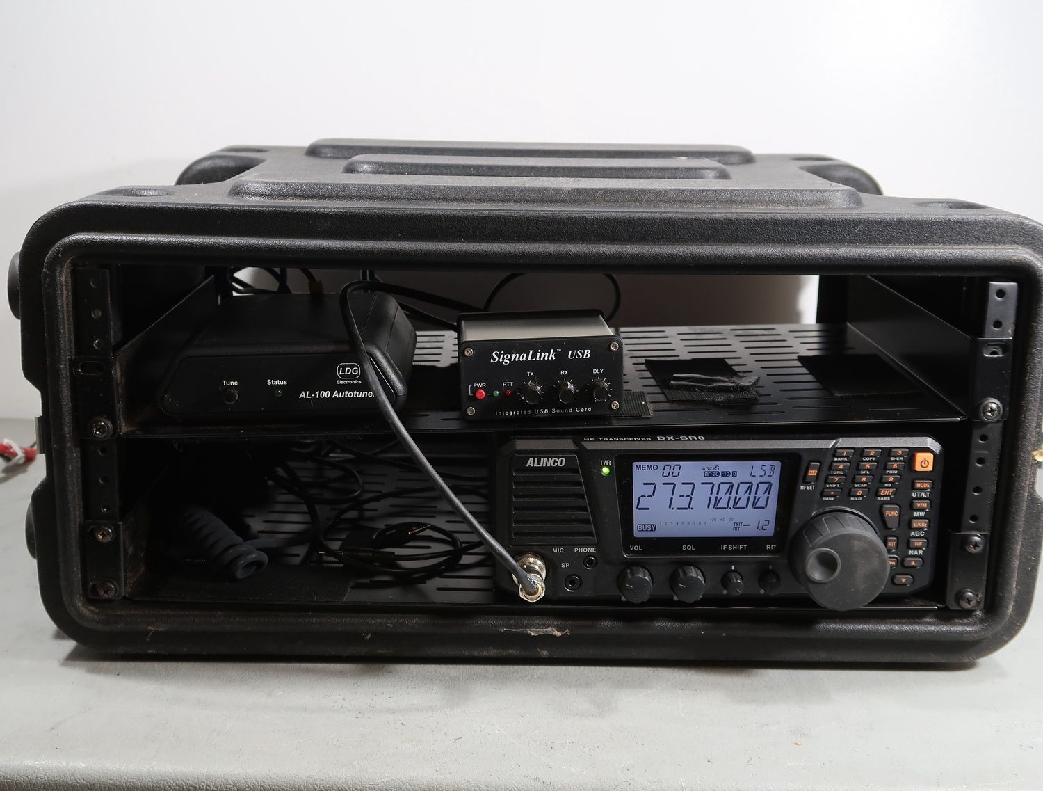 U18353 Used Alinco DX-SR8T HF Transceiver Go Kit w/ Extras