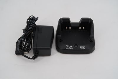 IO-7 Icom Repack BC-202 02 Rapid Desktop Charger