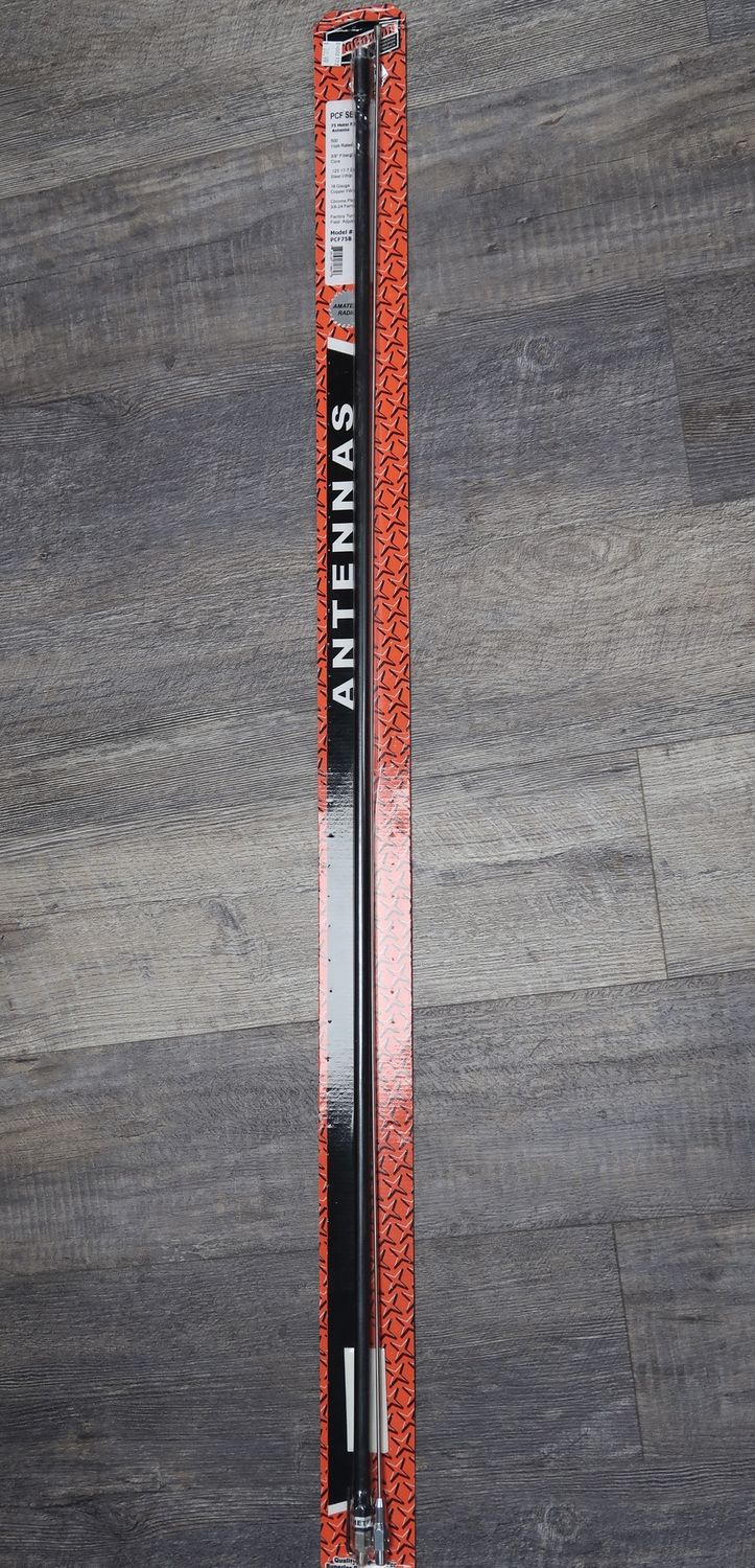 U18394 Never Used ProComm PCF75B HF 75m Fiberglass Antenna