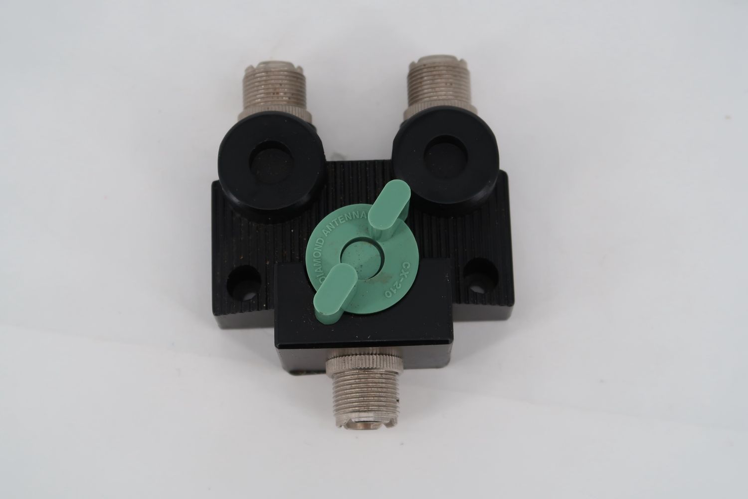 U18380 Used Diamond CX-210 Heavy Duty Wideband 2 Way Coaxial Switch