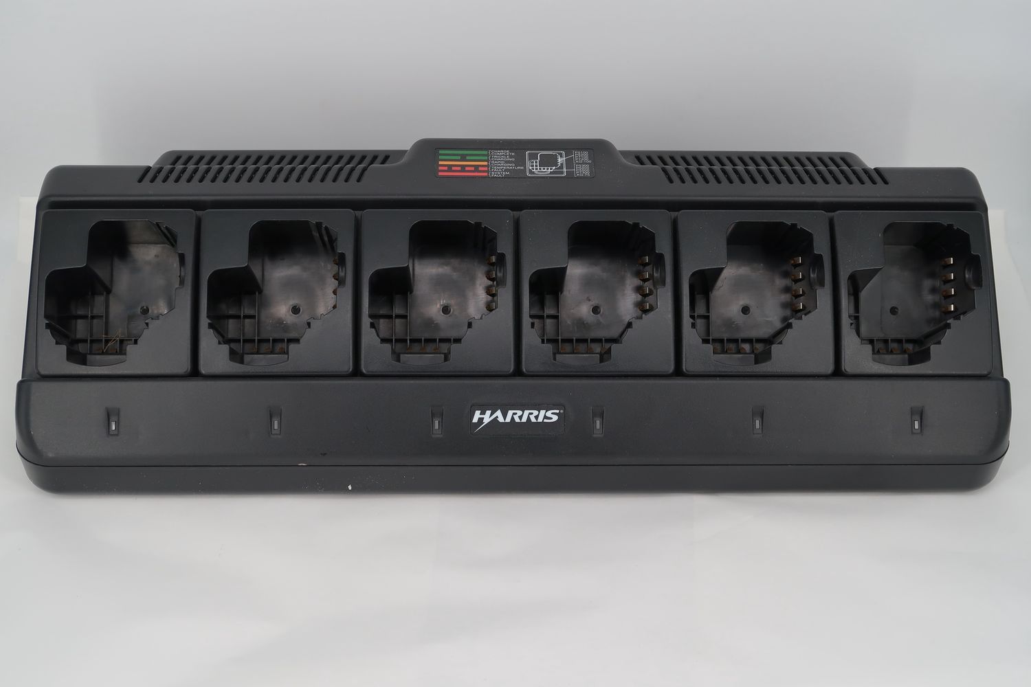 U18418 Used Harris 6-Bay Li-Ion/Polymer Battery Charger (12082-0314-01)