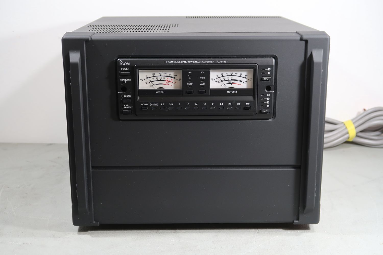 U18440 Used ICOM IC-PW1 Linear Amplifier Solid State 1000W Output