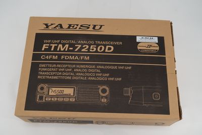 U18511 Used Yaesu FTM-7250DR C4FM/FM Dual-Band Digital Mobile