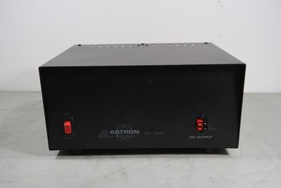 U18523 Used Astron RS-35A-AP DC Power Supply U18523 Used Astron RS-35A-AP DC Power Supply