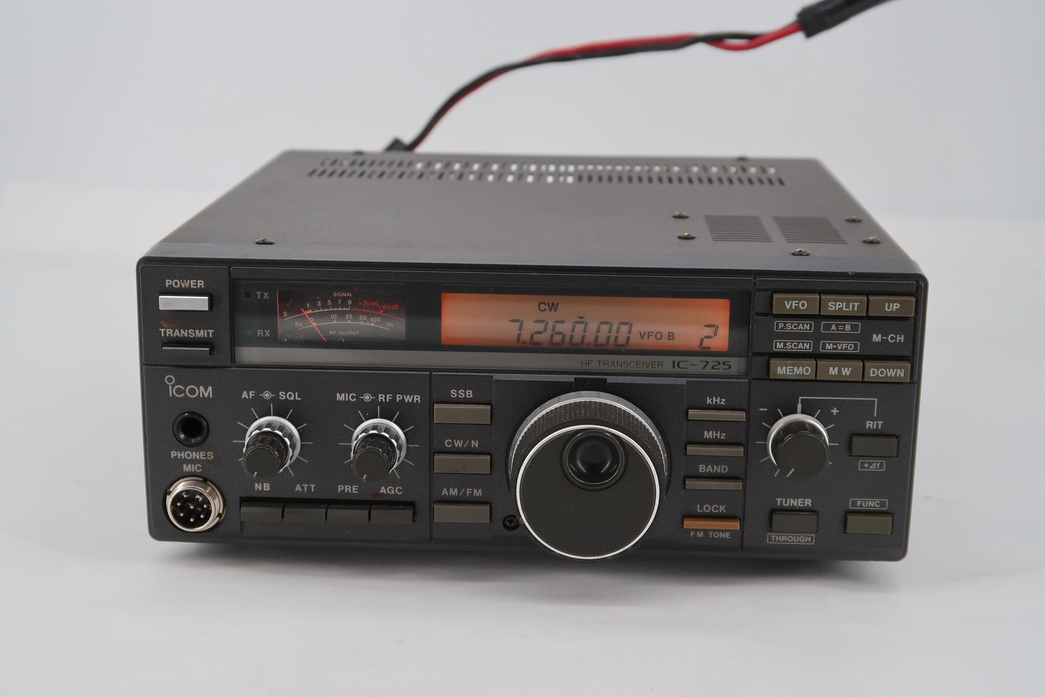 U18531 Used Icom IC-725 HF Transceiver