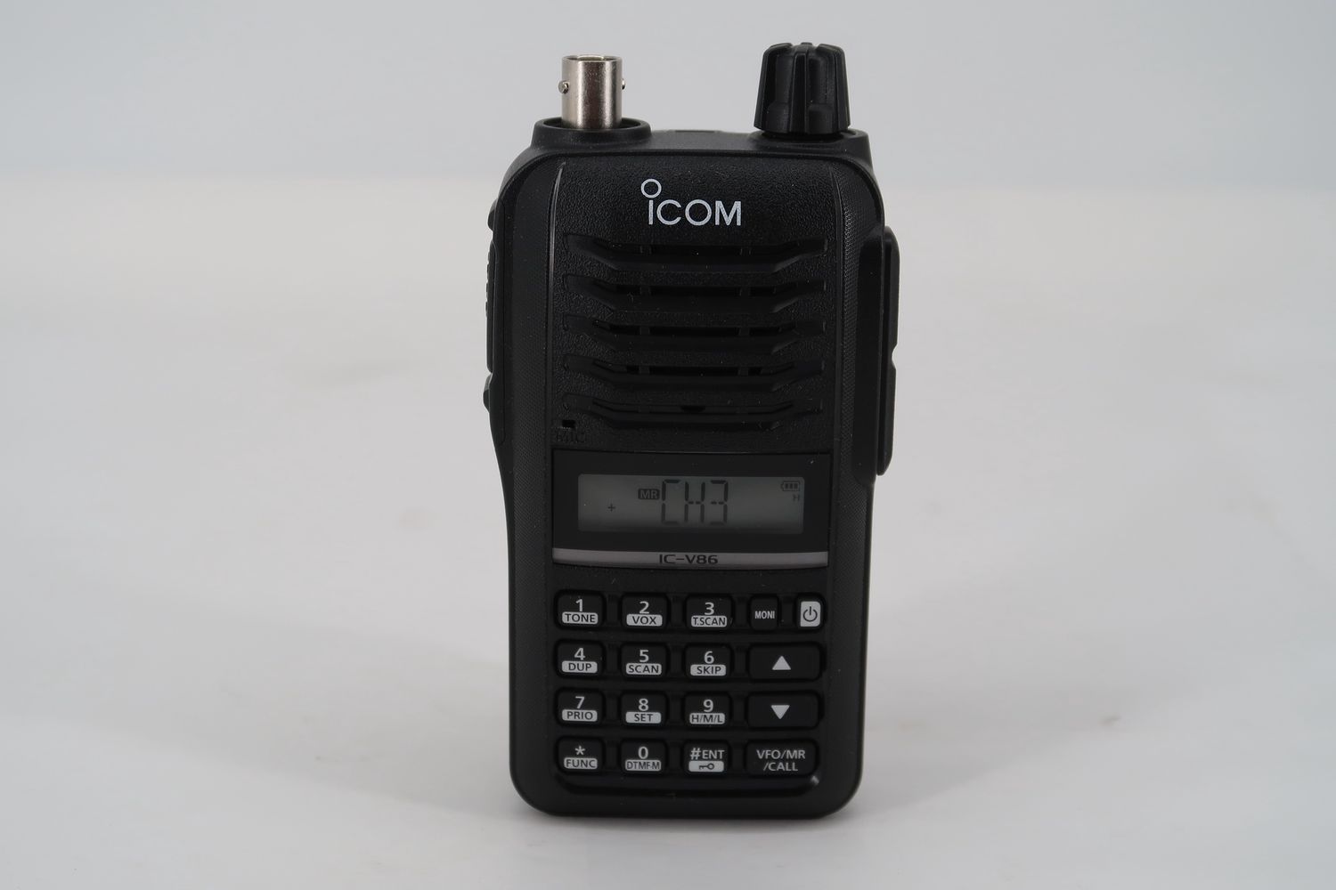U18536 Used Icom IC-V86 Handheld VHF Transceiver