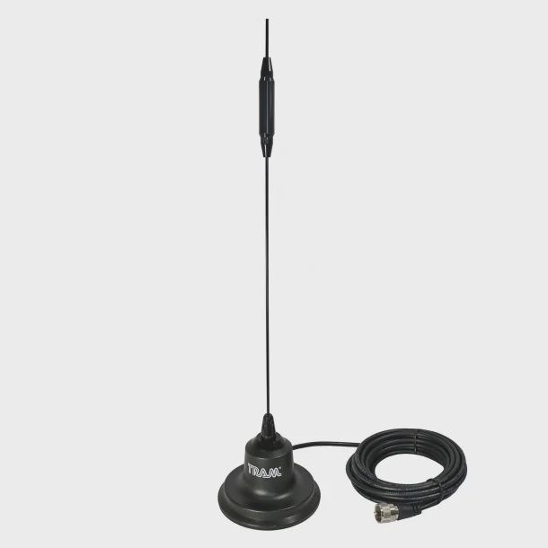 Tram 11860 144 to 148 MHz VHF / 440 to 450 MHz UHF Amateur Dual Band Pre-Tuned 4" Magnet Antenna Kit with Rubber Boot
