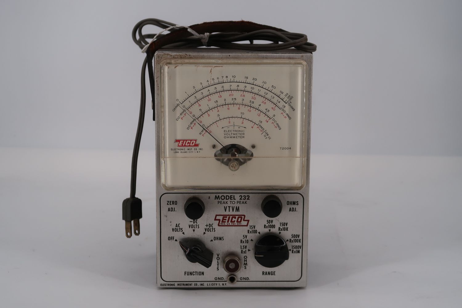 U18557 AS IS Untested EICO Model 232 Peak-To-Peak Volt/Ohm Meter