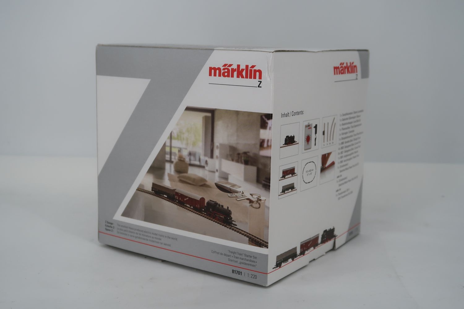 U18562 Used Marklin Z Model 81701 Freight Train Starter Set