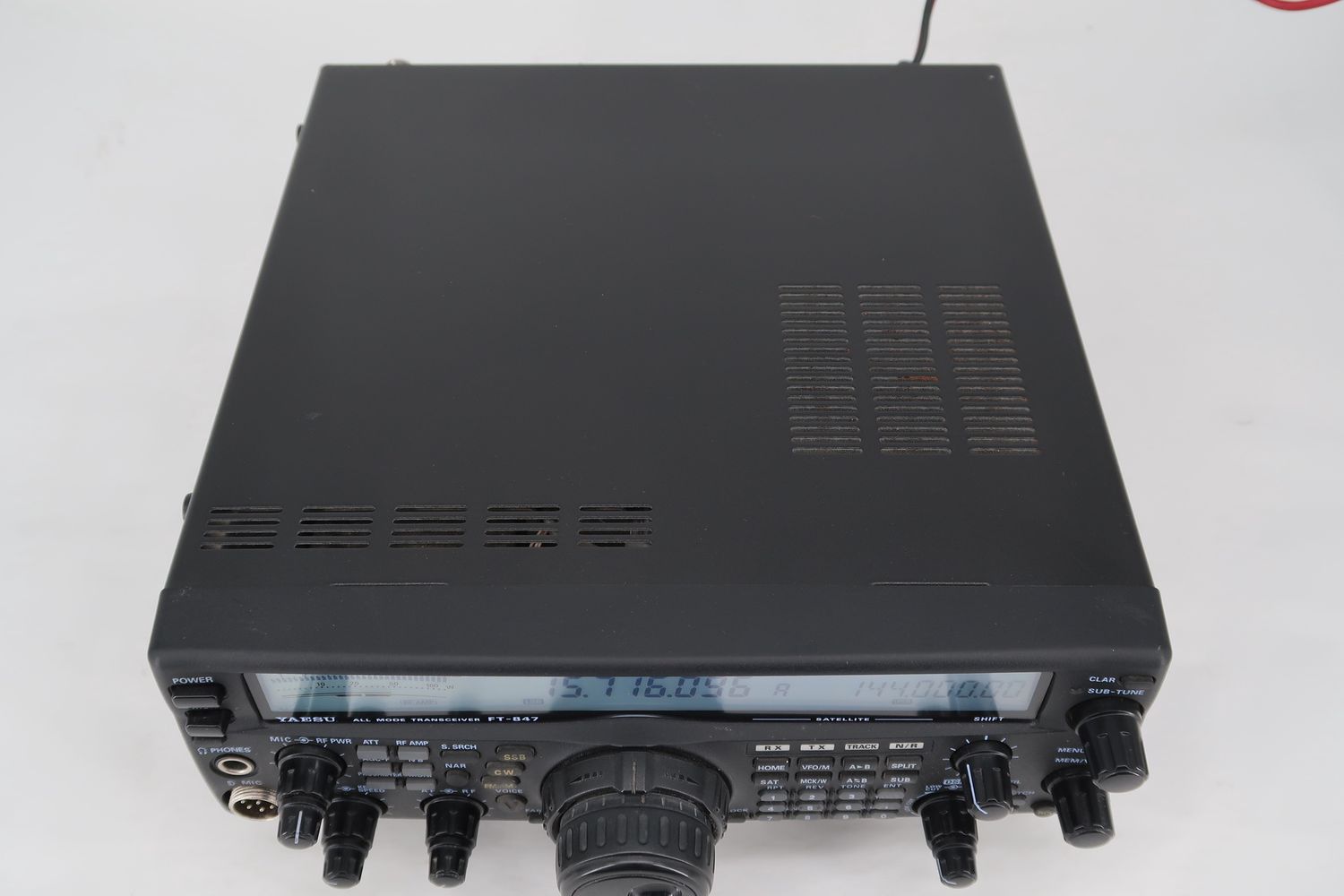 U18628 Used Yaesu FT-847 All-Mode Satellite Transceiver HF VHF UHF