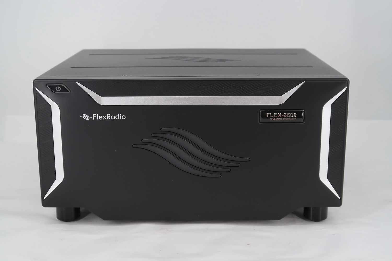 U18660 Used FLEX-6600 SDR HF/50 MHz Transceiver