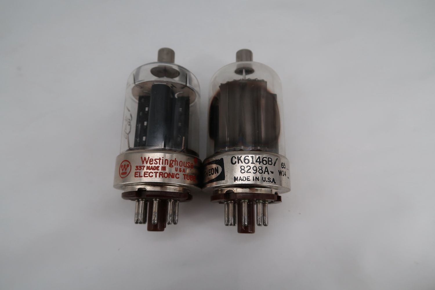 U18667 Used Westinghouse 6146A &amp; Raytheon 6146B/8298A Electron Tubes (2 Total)