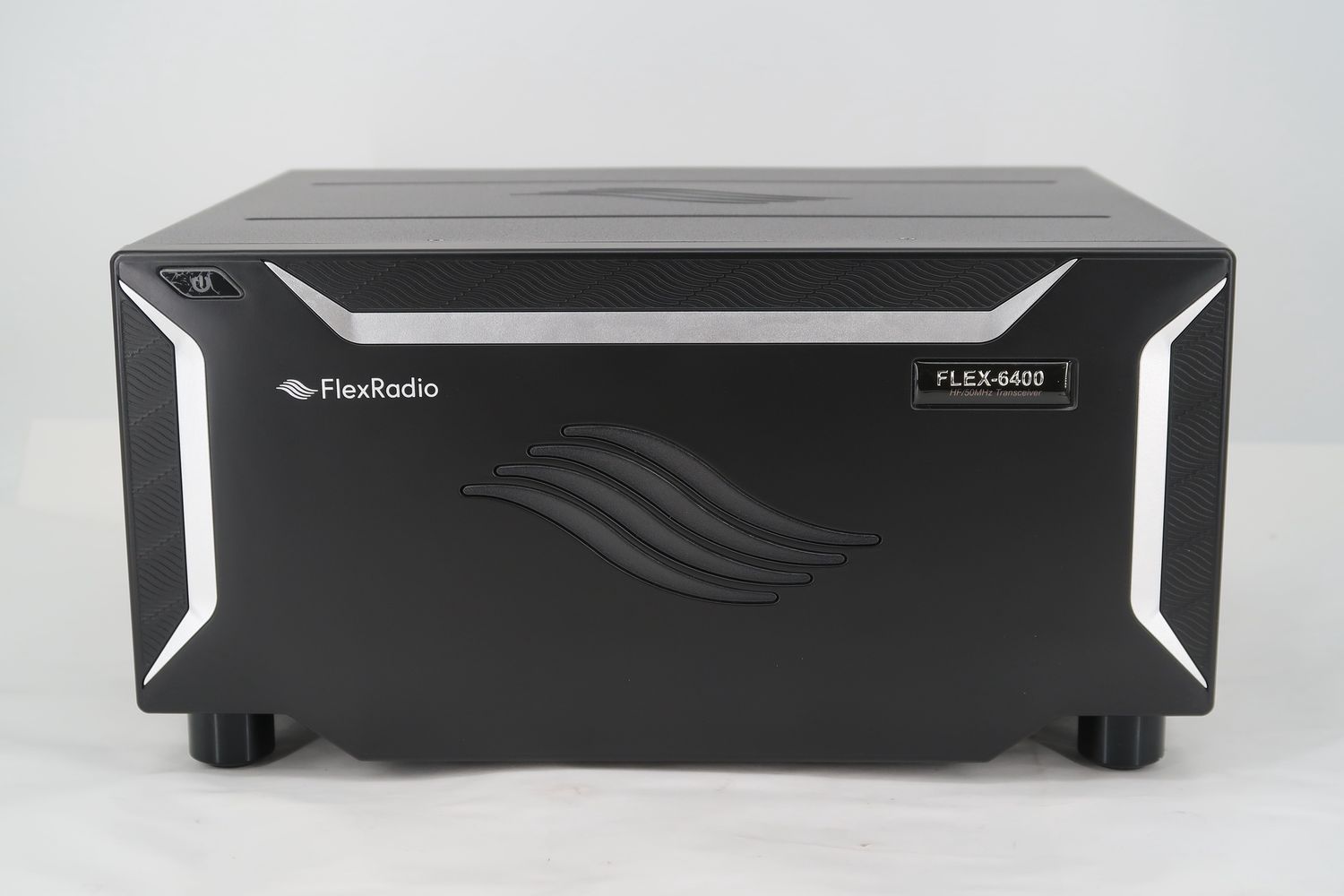 U18674 Used FlexRadio FLEX-6400 SDR HF/50 MHz Transceiver