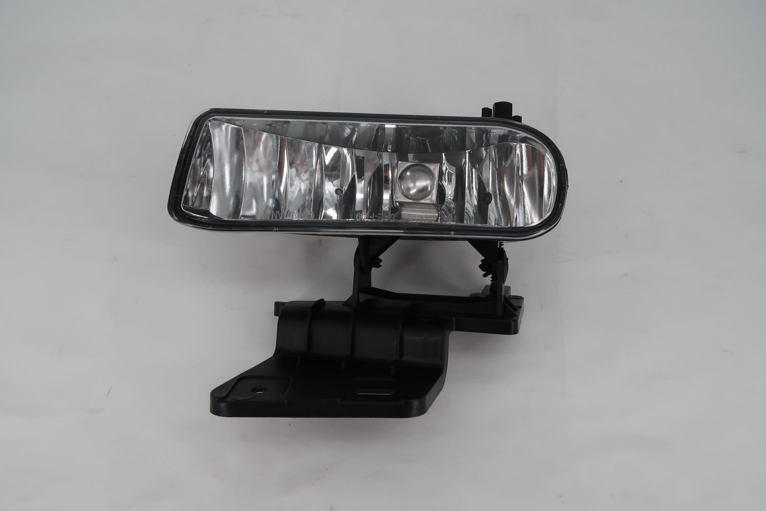 U17752 Used 2001 Chevy 2500 Fog Light Replacement