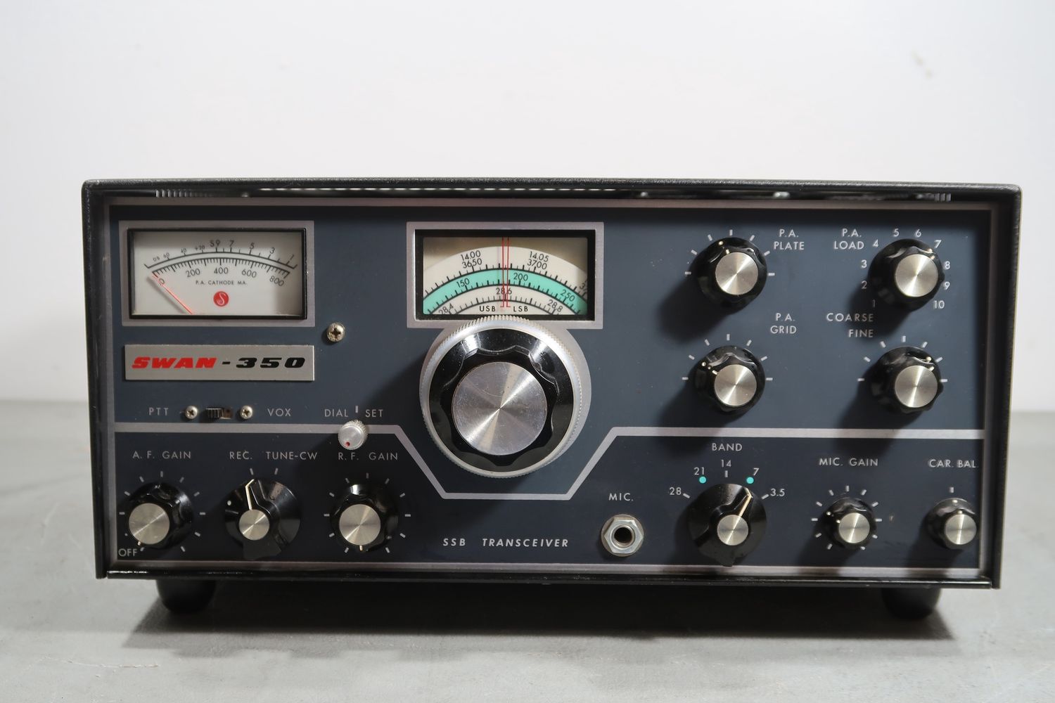 U18686 AS IS Swan-350 and Swan-117X SSB Transceiver and Power Supply Combo