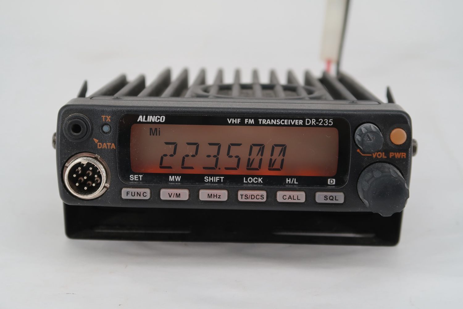 U18697 Used Alinco DR-235 Mobile VHF FM Radio