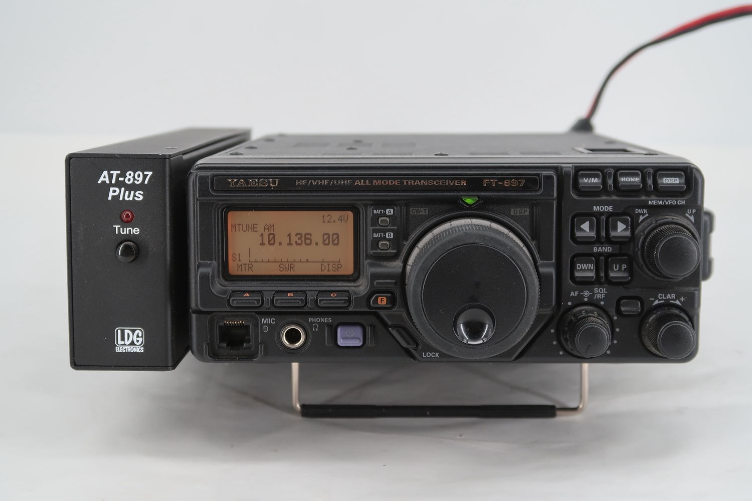 U18733 Used Yaesu FT-897 HF/VHF/UHF All-Mode Transceiver w/ LDG AT-897 &amp; MANY EXTRAS