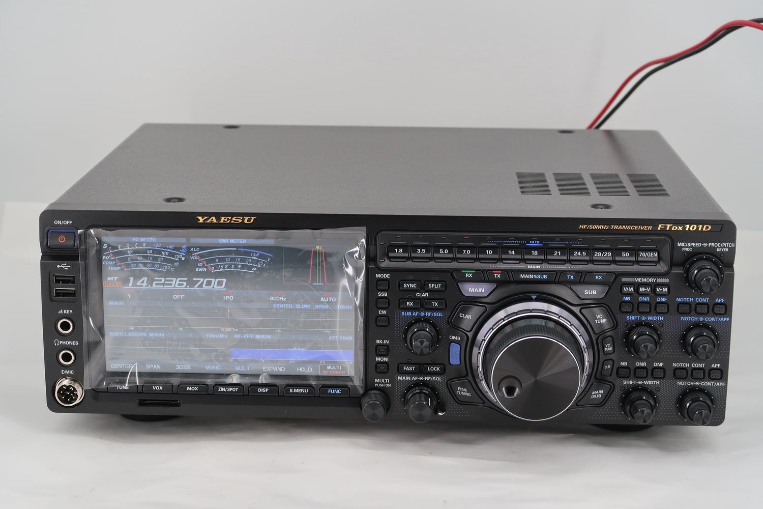 U18762 Used Yaesu FTDX101D HF/50MHz Transceiver
