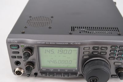 U18790 Used Icom IC-910H VHF/UHF All-Mode Transceiver