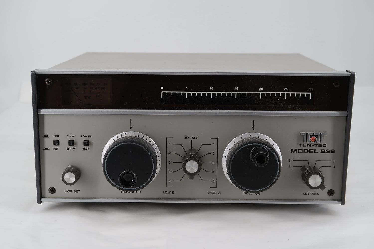 U18807 Used Ten-Tec Model 238 Antenna Tuner