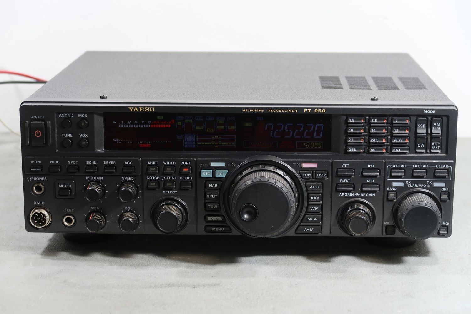 U18841 Used Yaesu FT-950 HF/50MHz Transceiver