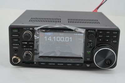 U18859 Used ICOM IC-7300 HF/50MHz Transceiver