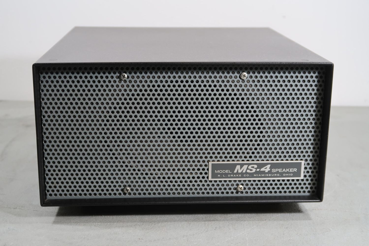 U18883 AS IS Untested R.L. Drake MS-4 Speaker w/ AC-4 Power Supply Installed