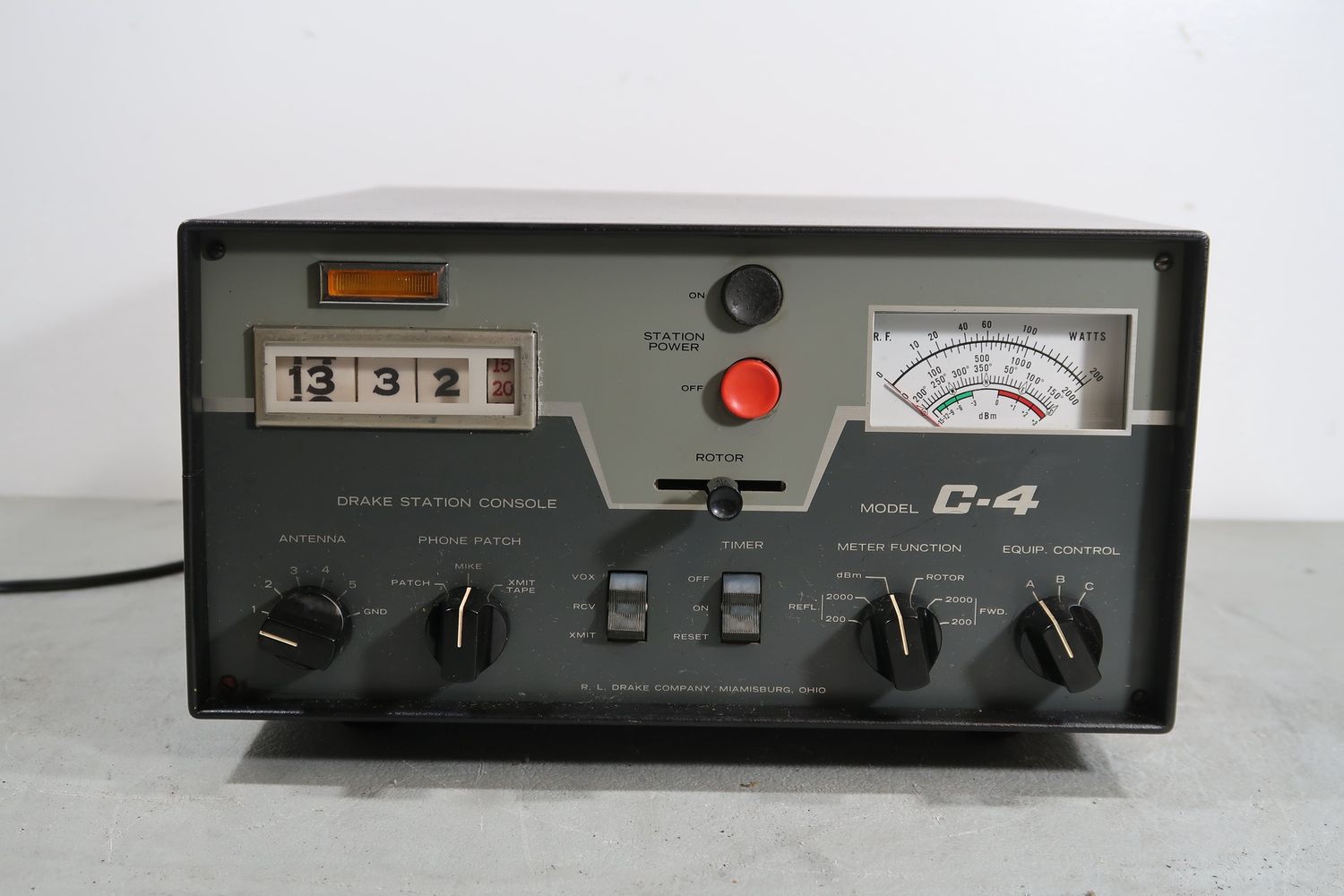 U18919 AS IS Untested R.L. Drake C-4 Station Control w/ Power Master and Antenna Switch
