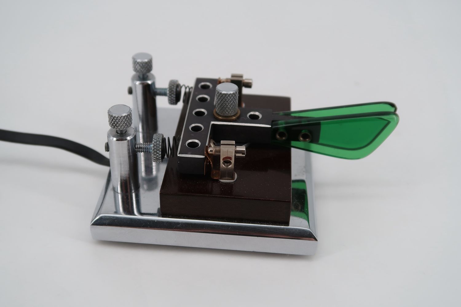 U18914 Used Unbranded Metal/Green Iambic Paddle Morse Key