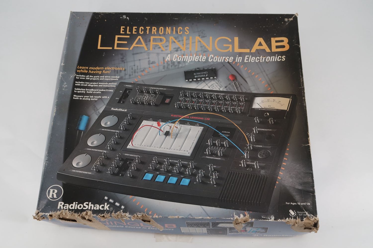 U18927 Never Used RadioShack 28-280 LearningLab Radio Electronics Learning Kit (missing instructions)