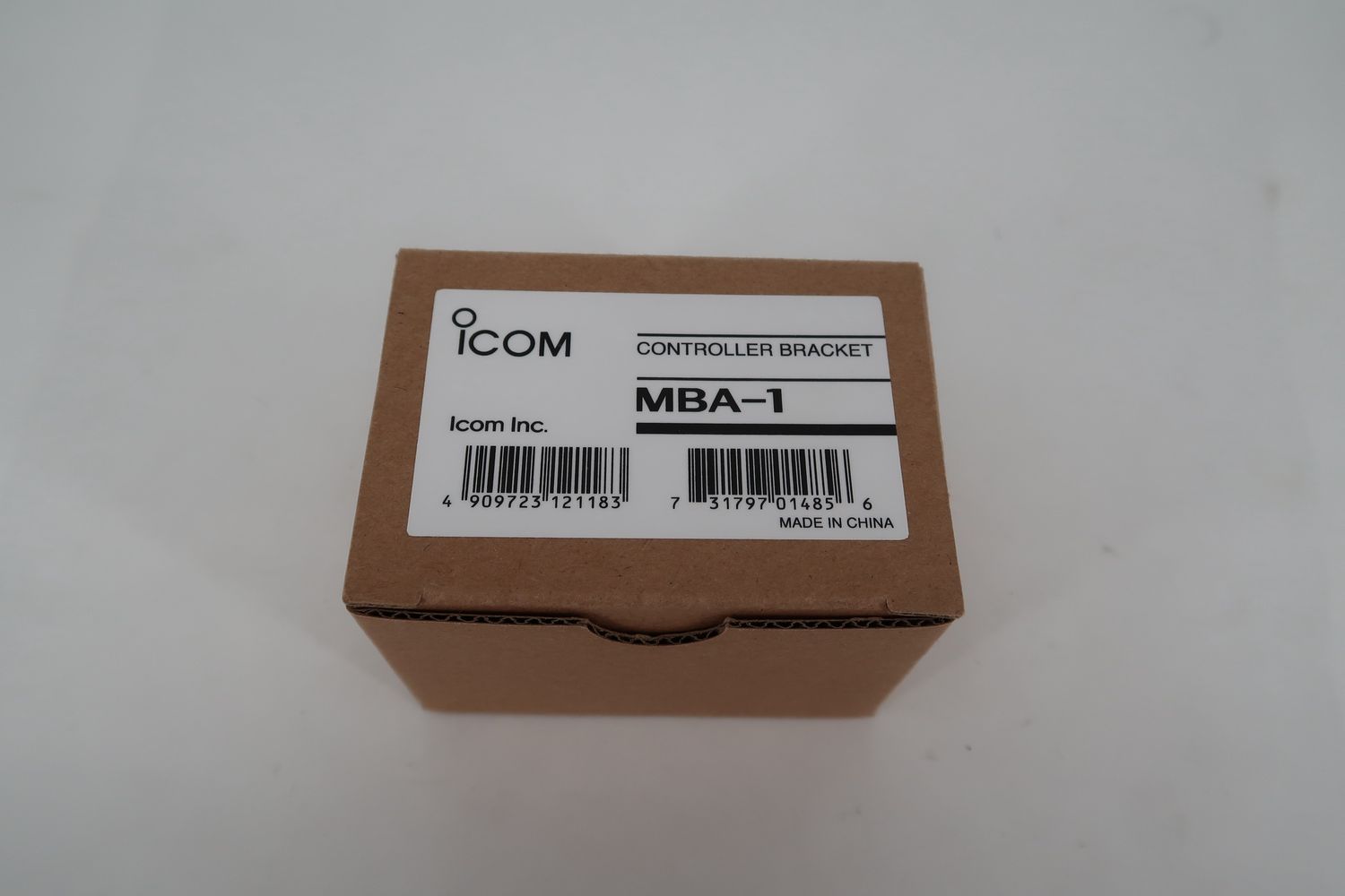U18974 Used ICOM MBA-1 Controller Bracket