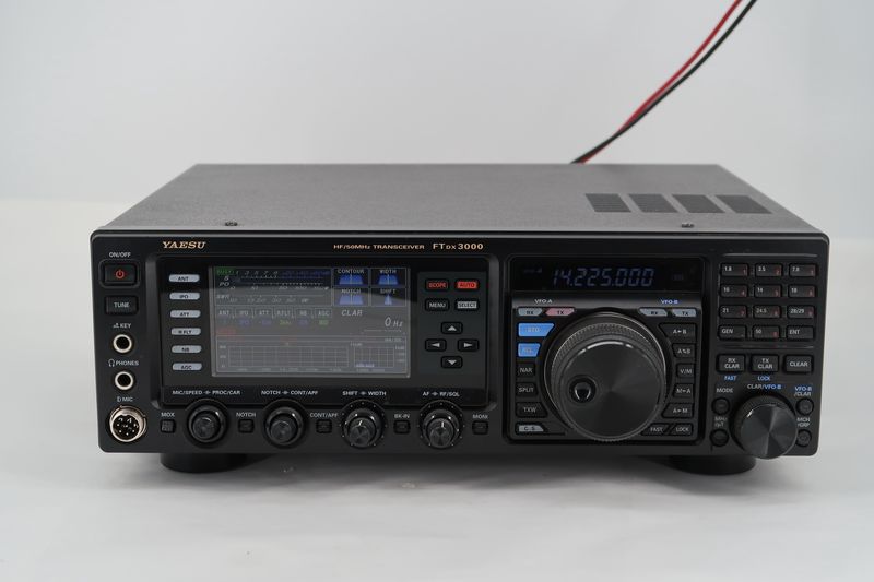 U18993 Used Yaesu FTDX3000 HF/50MHz Transceiver