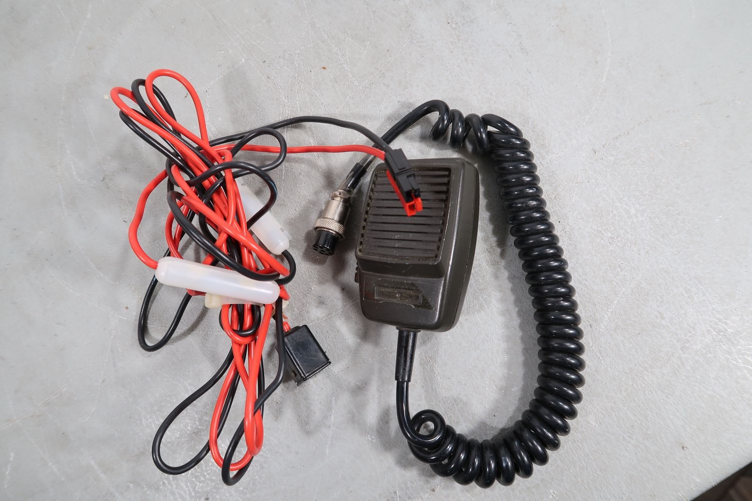 U19009 AS IS Untested Yaesu FT-757GX HF All-Mode Transceiver